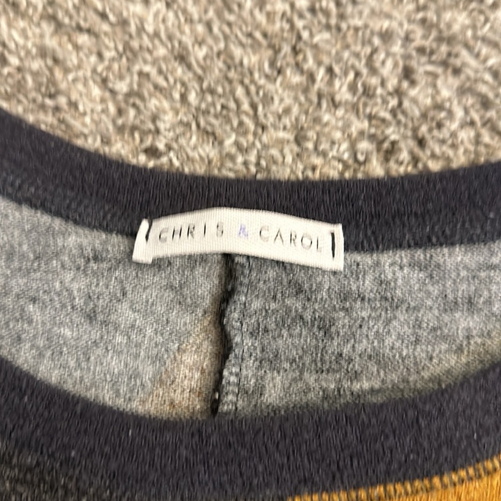 Sweater - Picture 3 of 4
